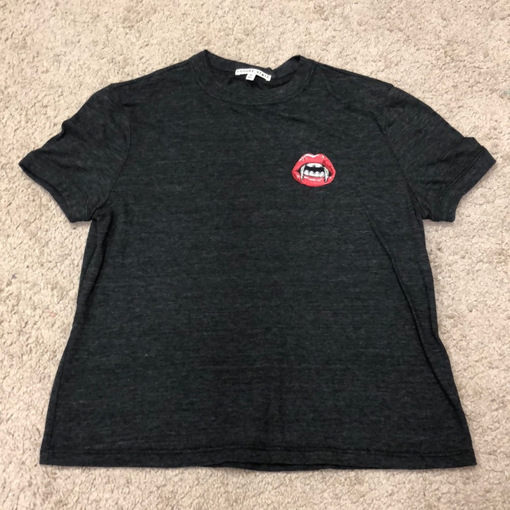 Grey cropped T-shirt with vampire fang patch